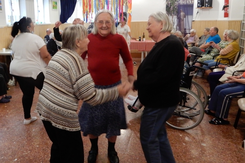 2022. május 17. Majális egy esős napon – JSZTIO