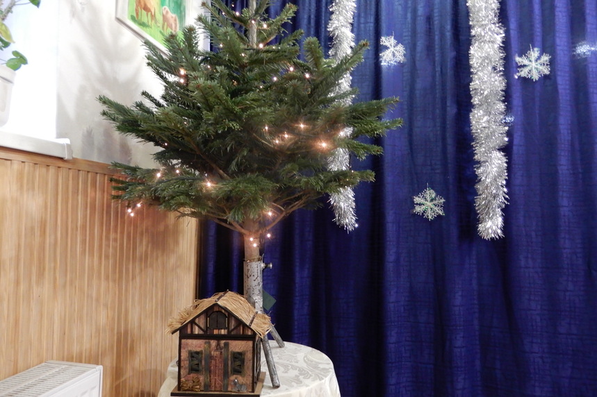 Karácsonyi ünnepség Lakóink számára – JSZTIO