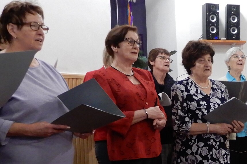 Péceli Női Kar fellépése – JSZTIO