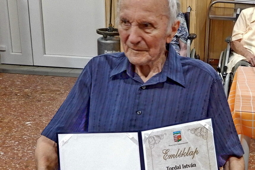 Pista bácsi 90 éves – JSZTIO